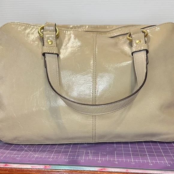 Coach Chelsea Putty Patent Leather Satchel Bag - Picture 4 of 16